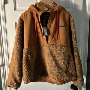 NWT Patagonia pullover